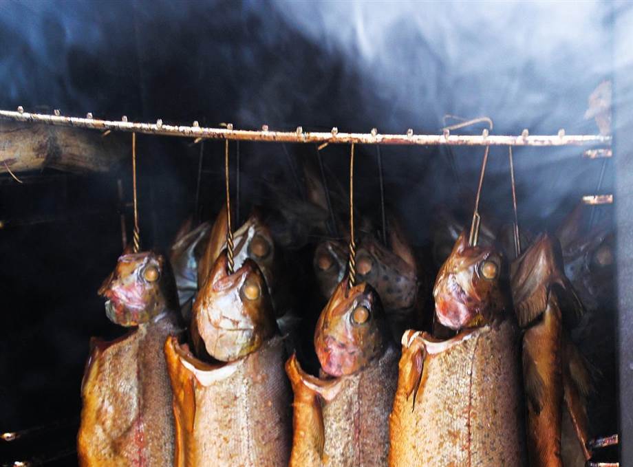 Symbolfoto zum Artikel: Fisch selber räuchern - so gelingt es in Eigenregie!